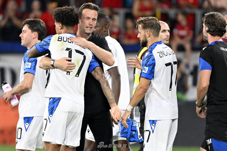 队的表现和 队的表现和