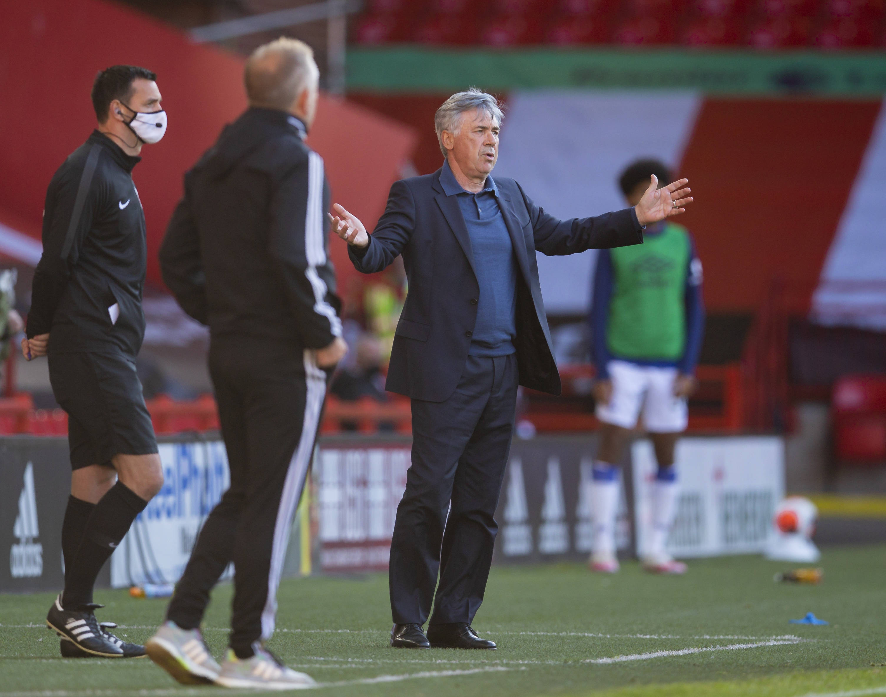 社交媒体上 社交媒体上