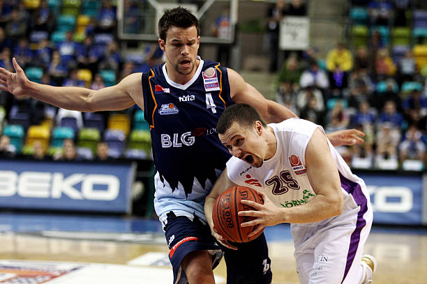 参赛国家不 参赛国家不